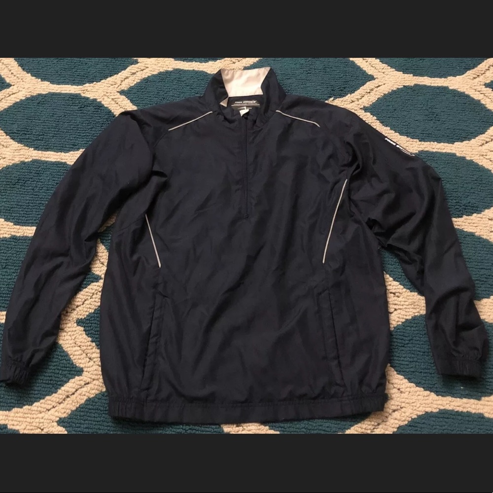 Page & Tuttle free swing windshirt